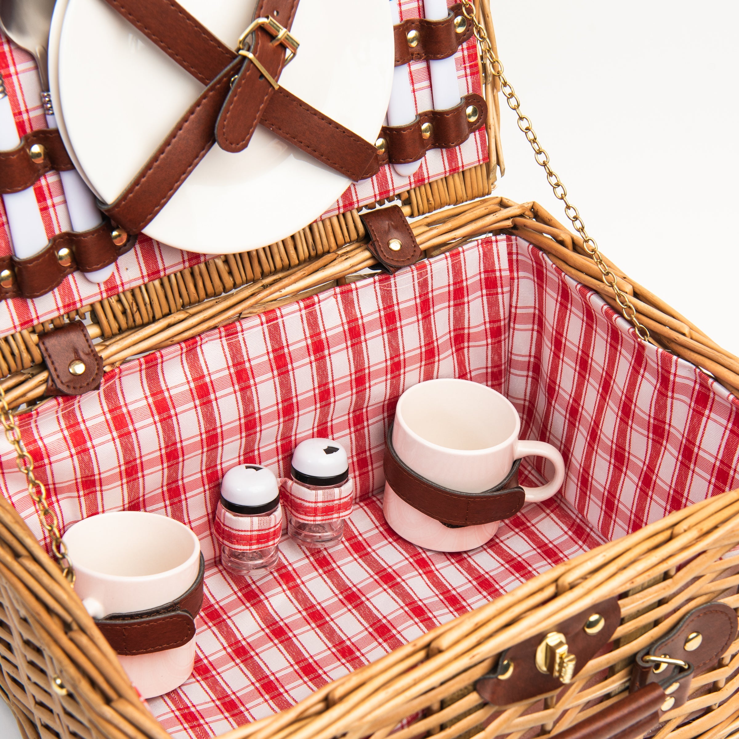Classic Picnic Basket for Two