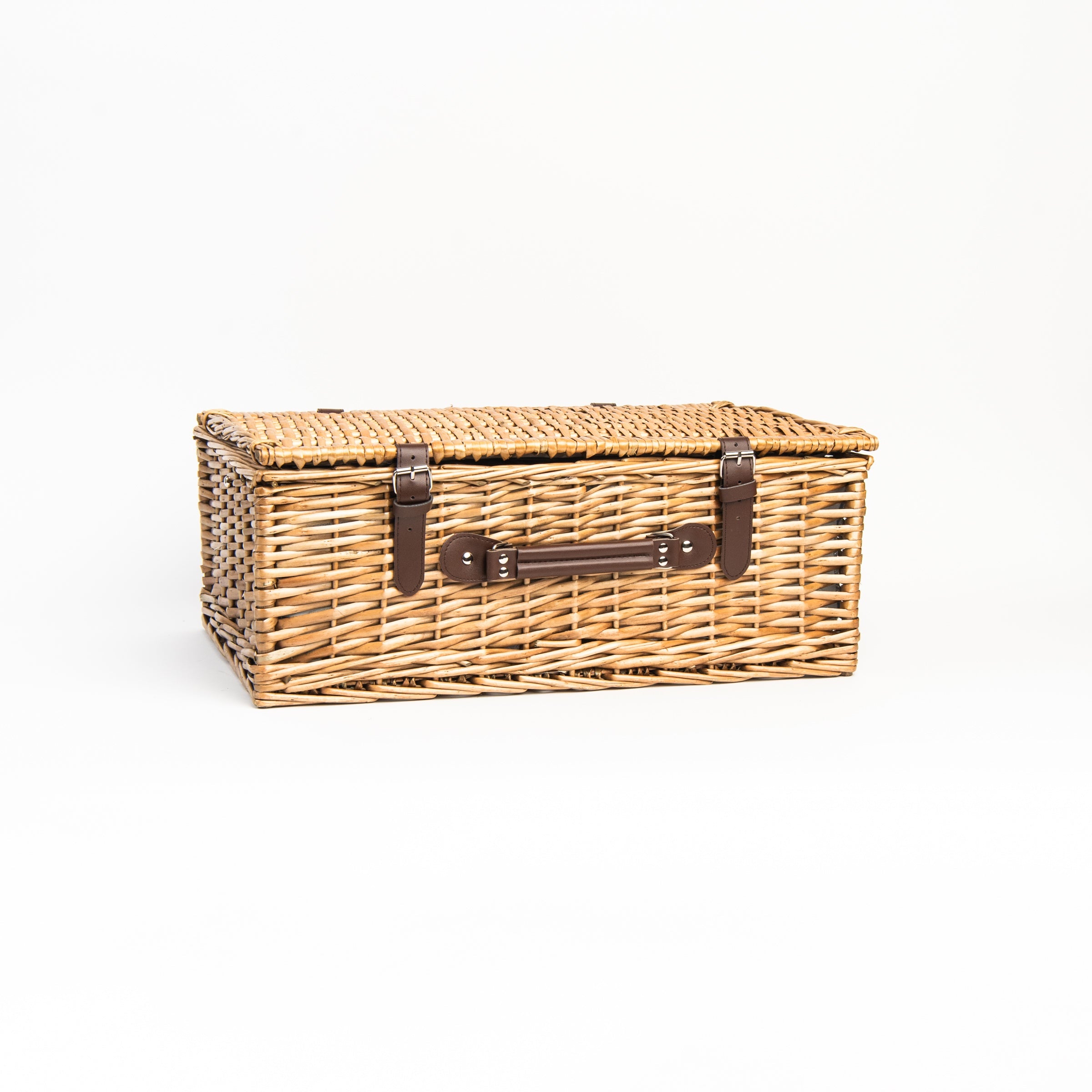 Covington Classic Willow Four Person Picnic Basket