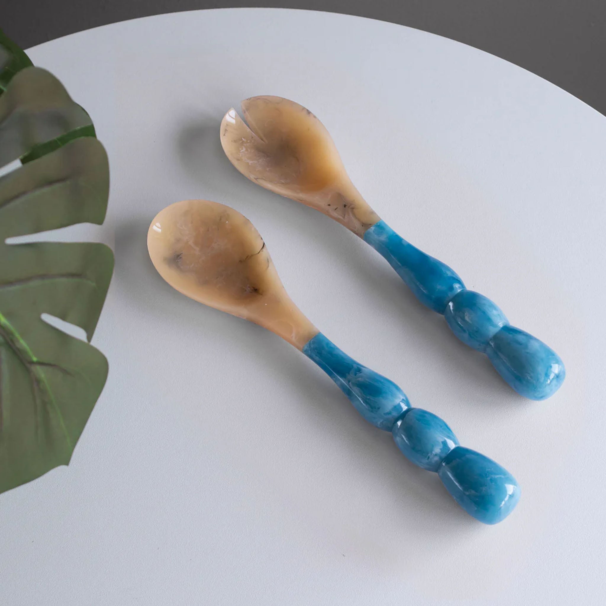 Beatriz Ball Rio Bubble Salad Servers in Blue